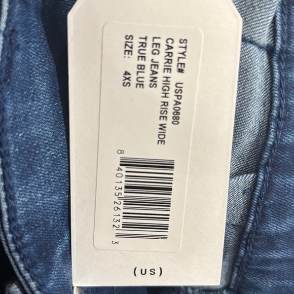 Universal Standard Blue Flare Jeans 4XS(00-0) CARRIE HIGH RISE WIDE
LEG JEANS - Picture 6 of 8